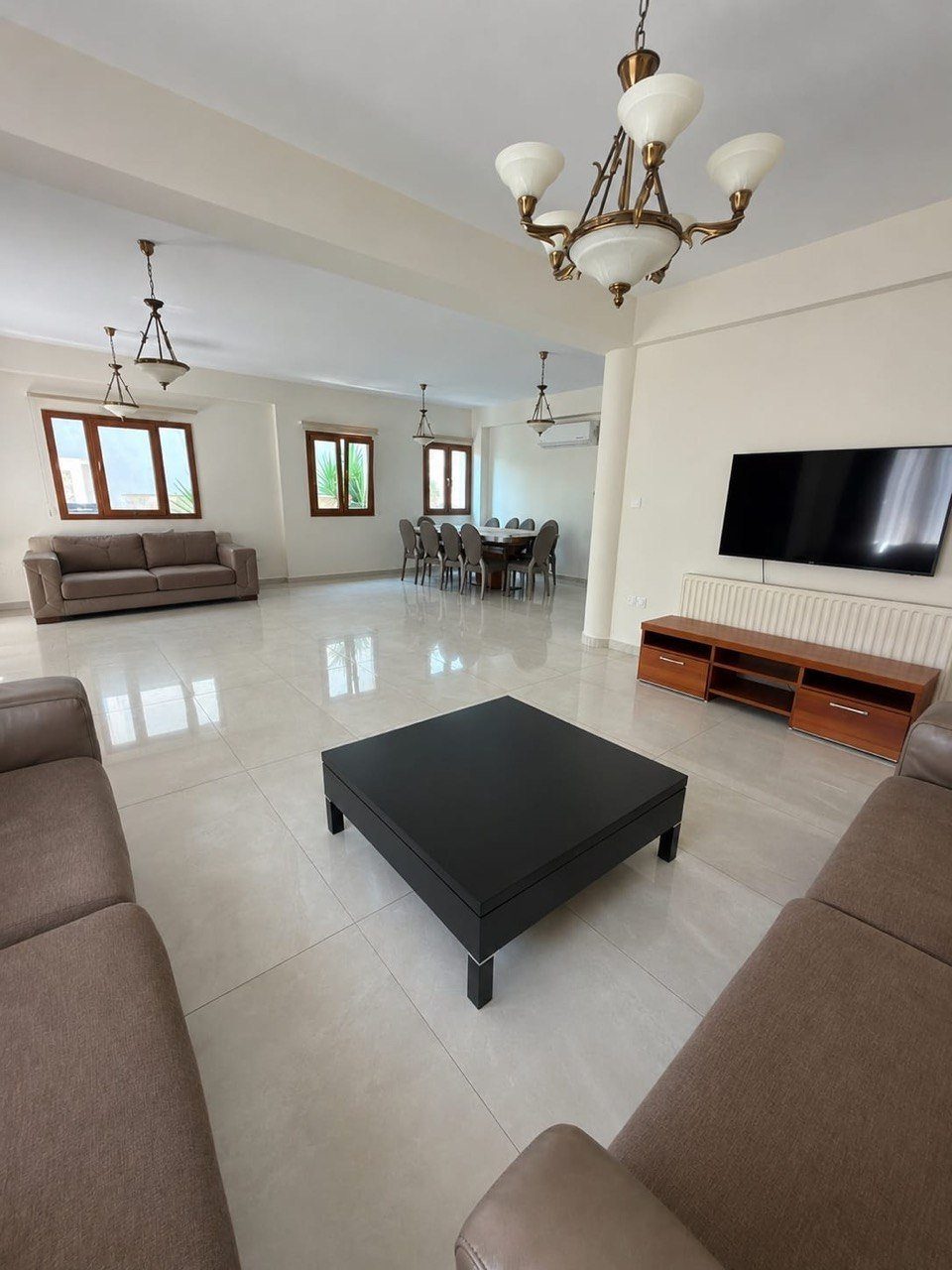 Spacious 4-Bedroom Villa in Agios Athanasios, Limassol
