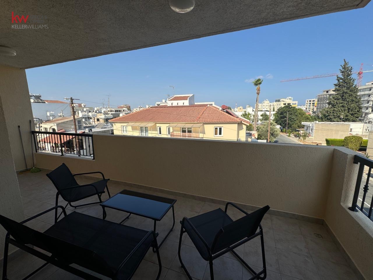 2-bed apartment for rent in Larnaca City photo 5