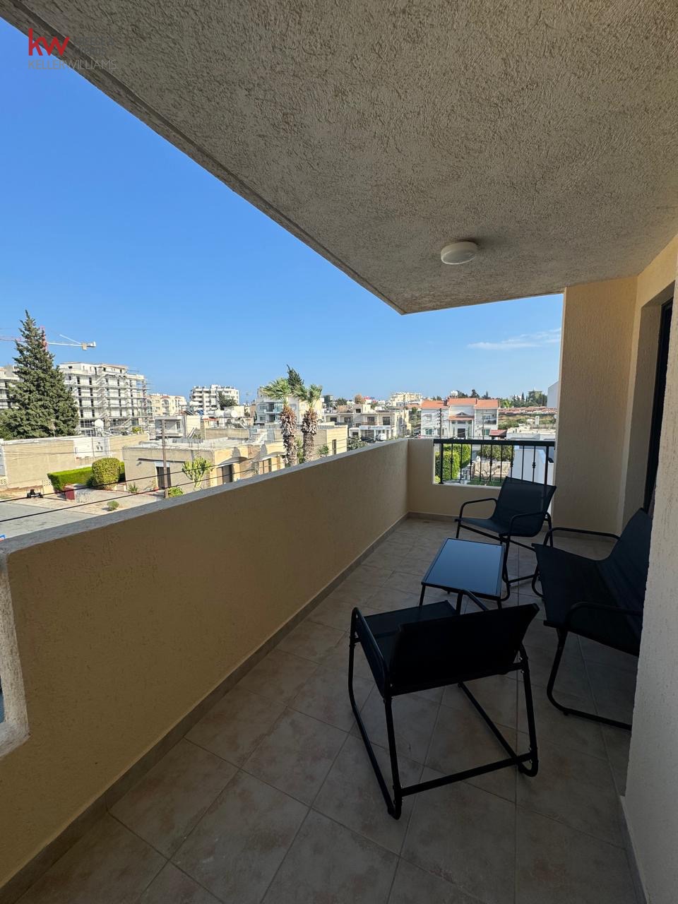 2-bed apartment for rent in Larnaca City photo 6