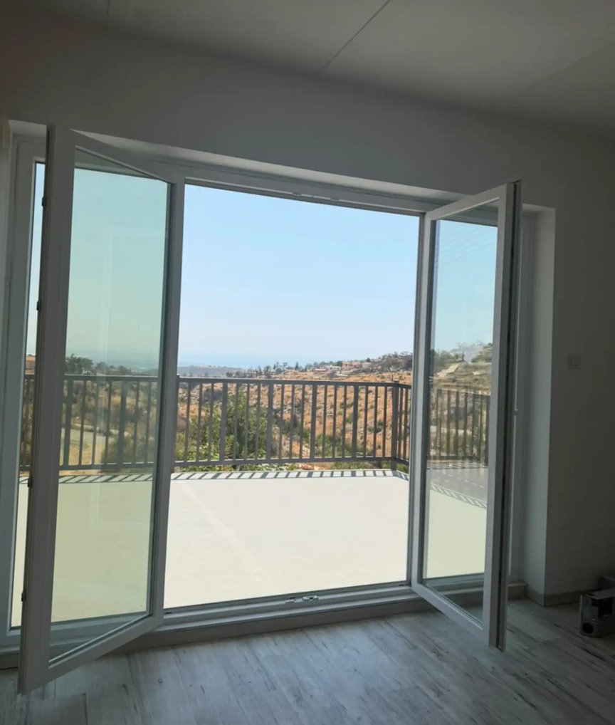 Modern 4-Bedroom House in Souni, Limassol