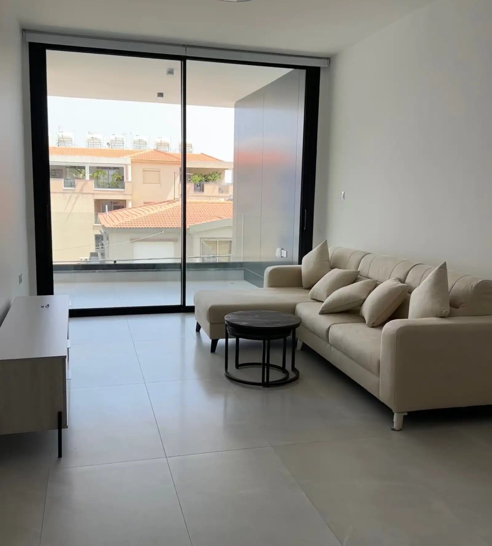 Modern 2-Bedroom Apartment in Agios Athanasios, Limassol