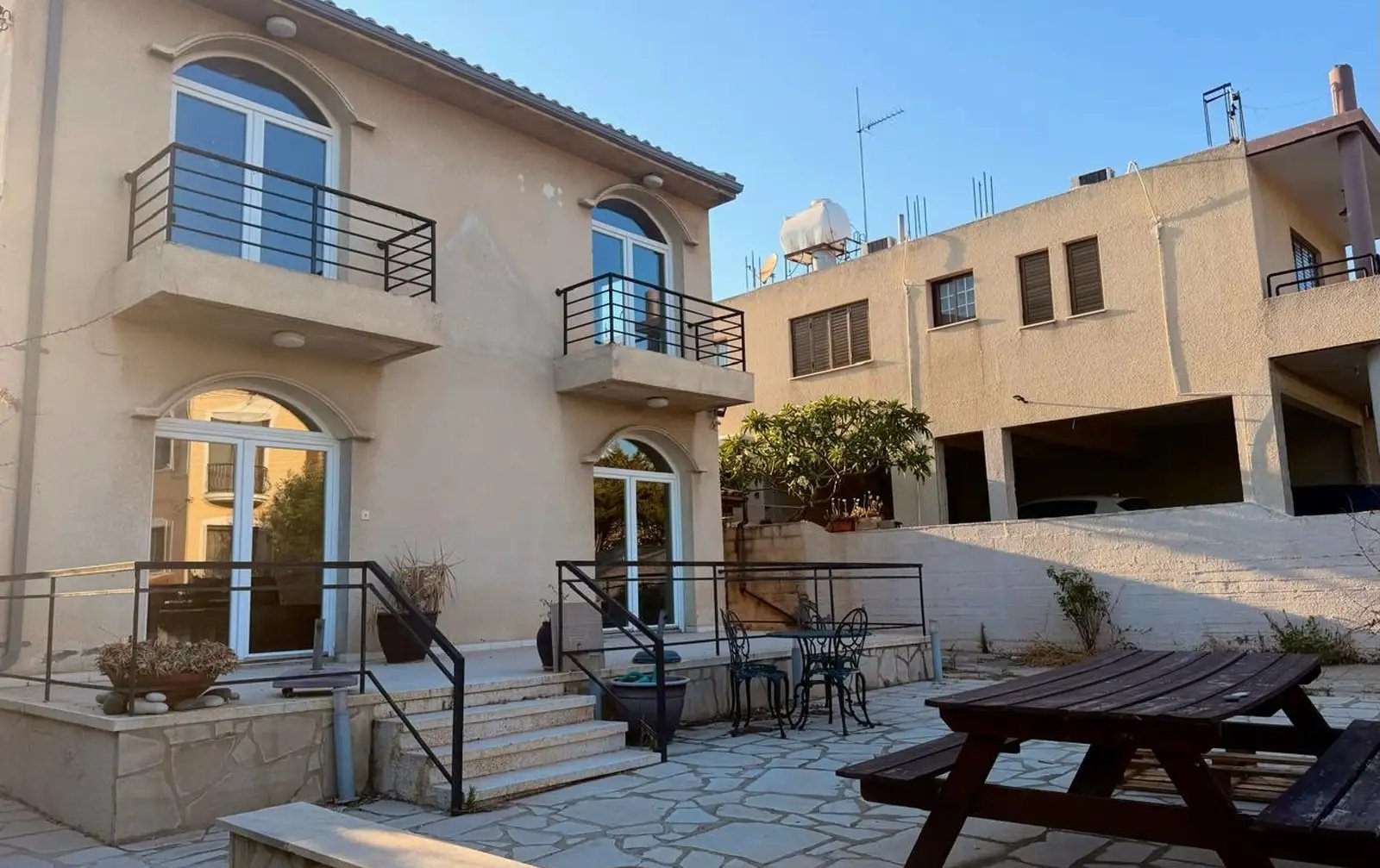 Spacious 3-Bedroom House in Trachoni, Limassol