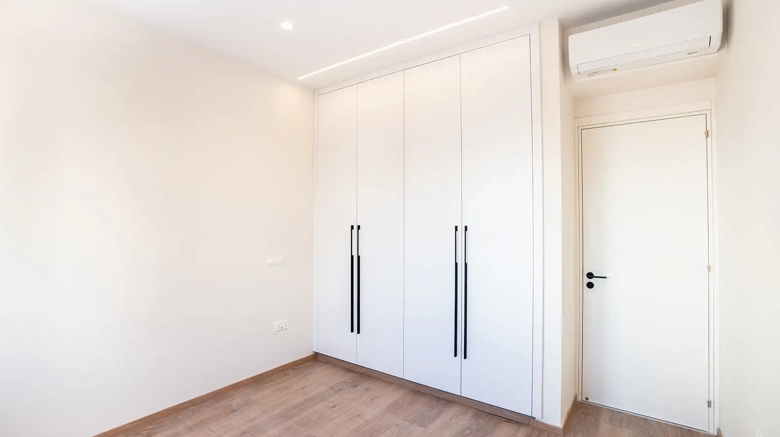 Brand-new 2-bed furnished apartment in Agios Georgios, Limassol photo 14