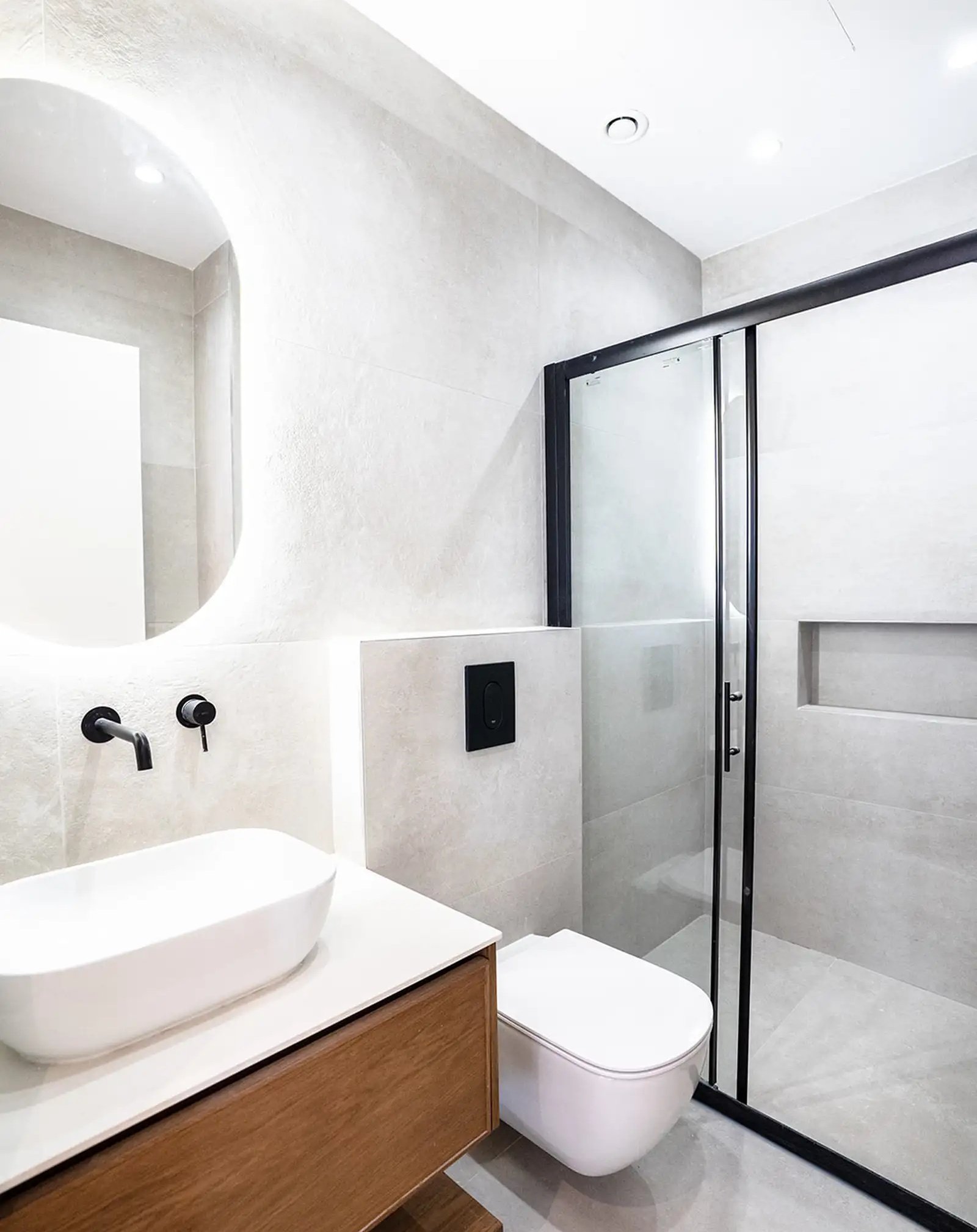 Brand-new 2-bed furnished apartment in Agios Georgios, Limassol photo 15
