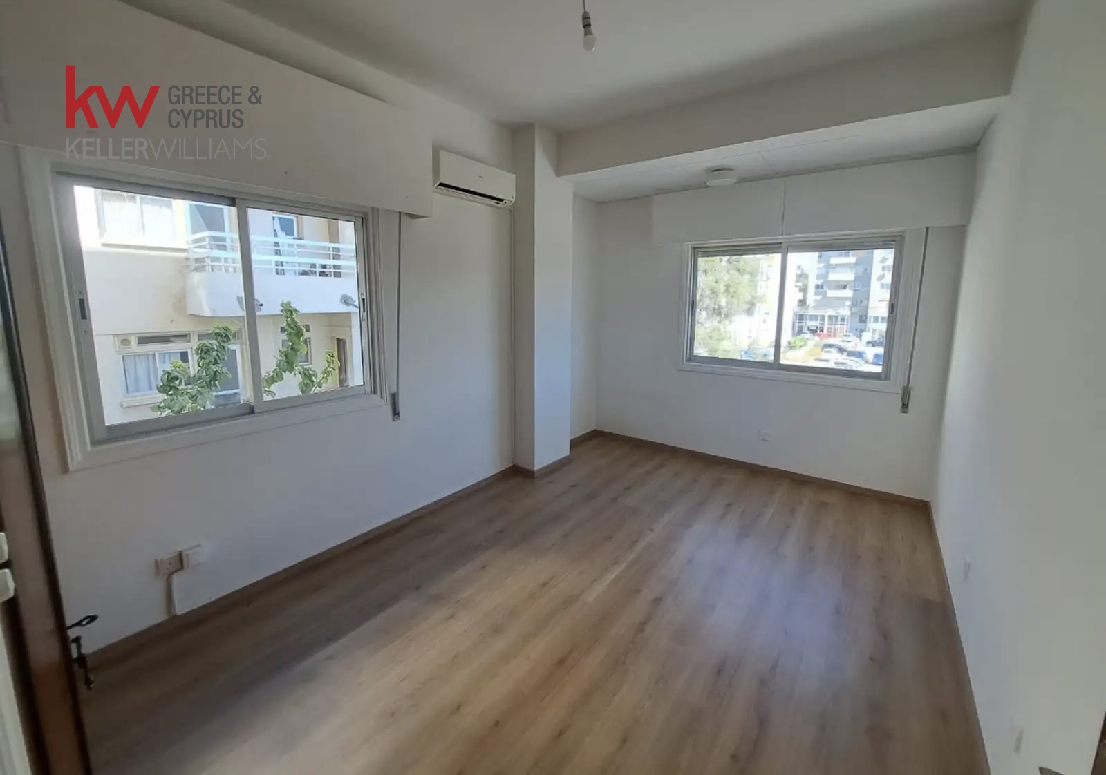 3-bed apartment, 120 m², unfurnished, in Larnaca City photo 9