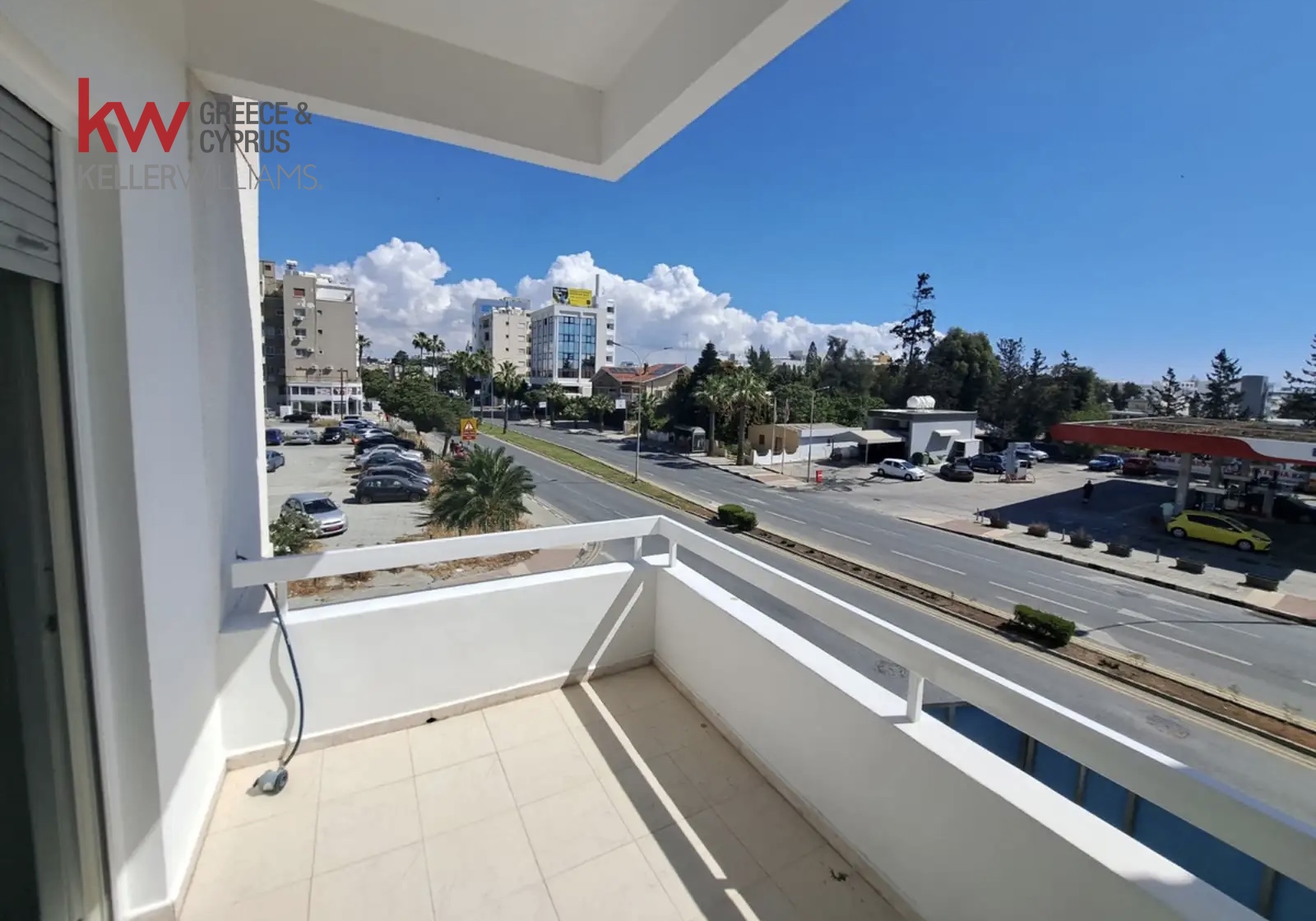 3-bed apartment, 120 m², unfurnished, in Larnaca City photo 12