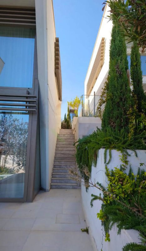Spacious 4-Bedroom Villa in Mouttagiaka, Limassol