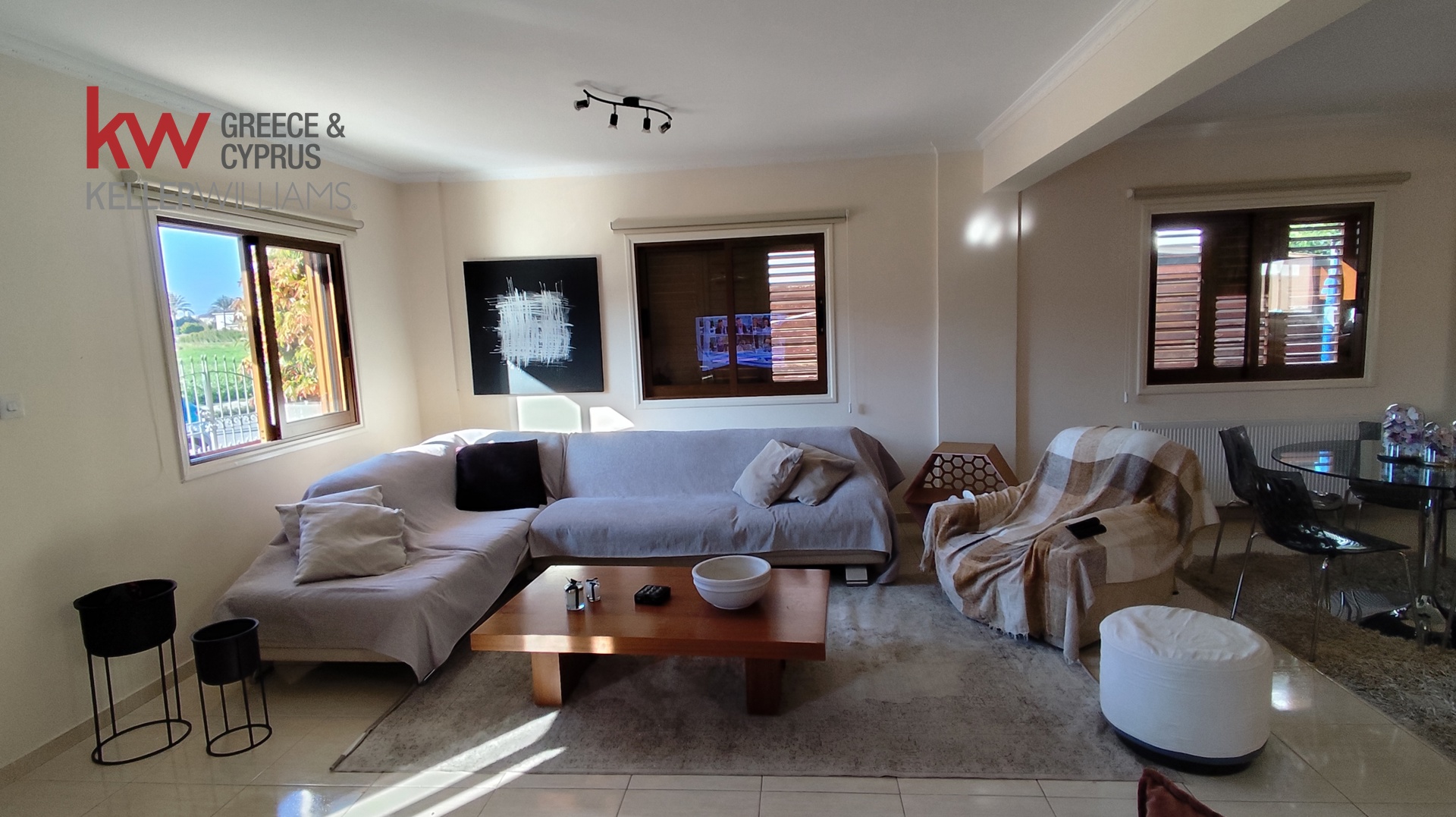 4-bed detached house for rent in Lakatamia photo 5