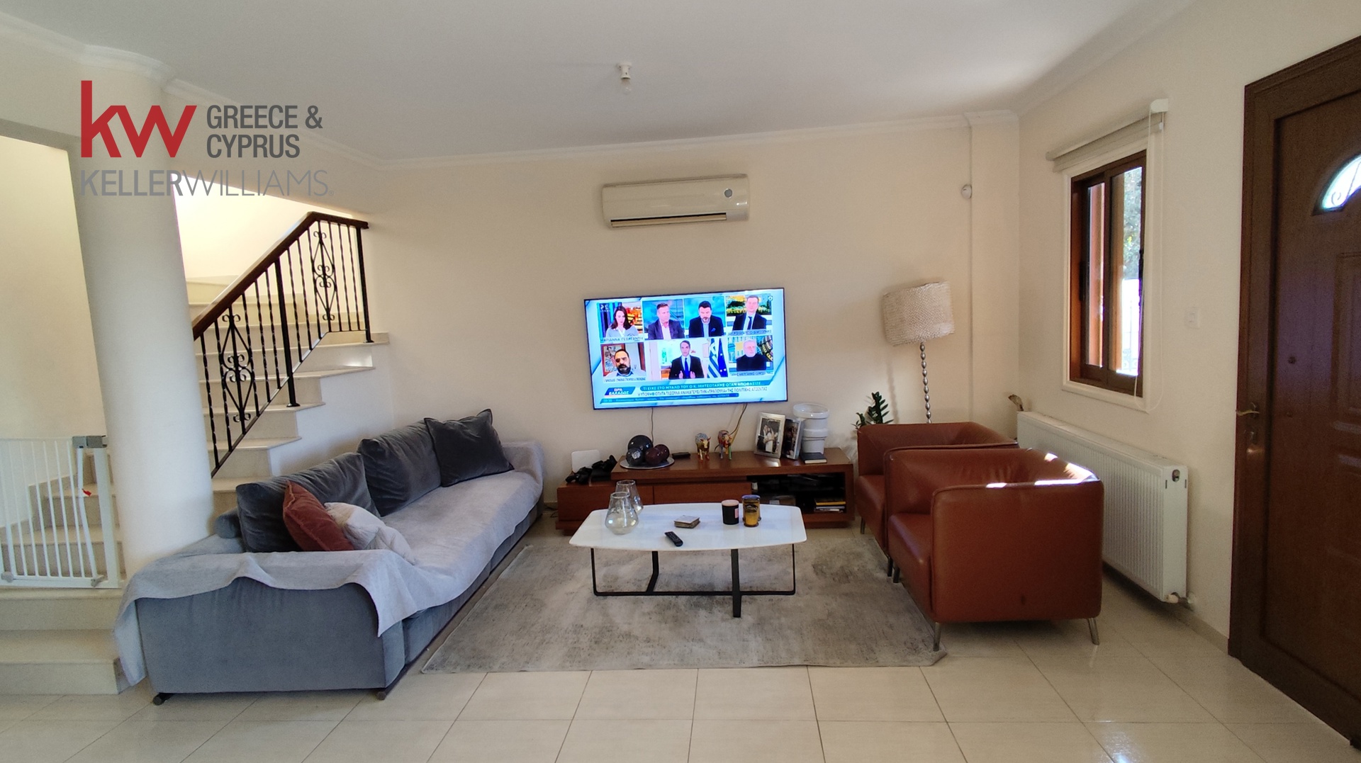 4-bed detached house for rent in Lakatamia photo 7