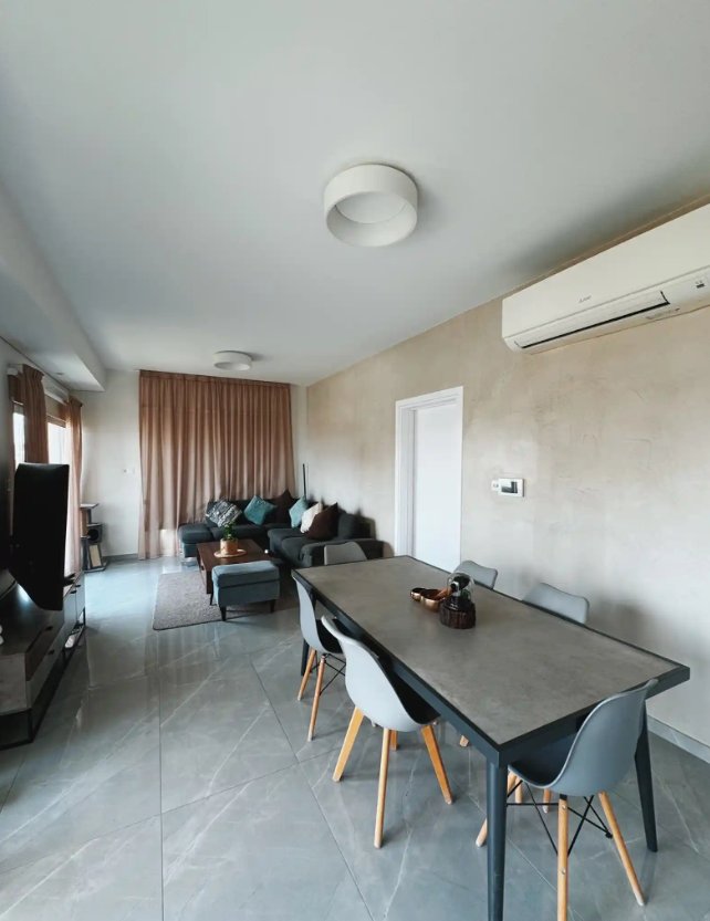 Spacious 3-Bedroom Penthouse in Mesa Geitonia, Limassol