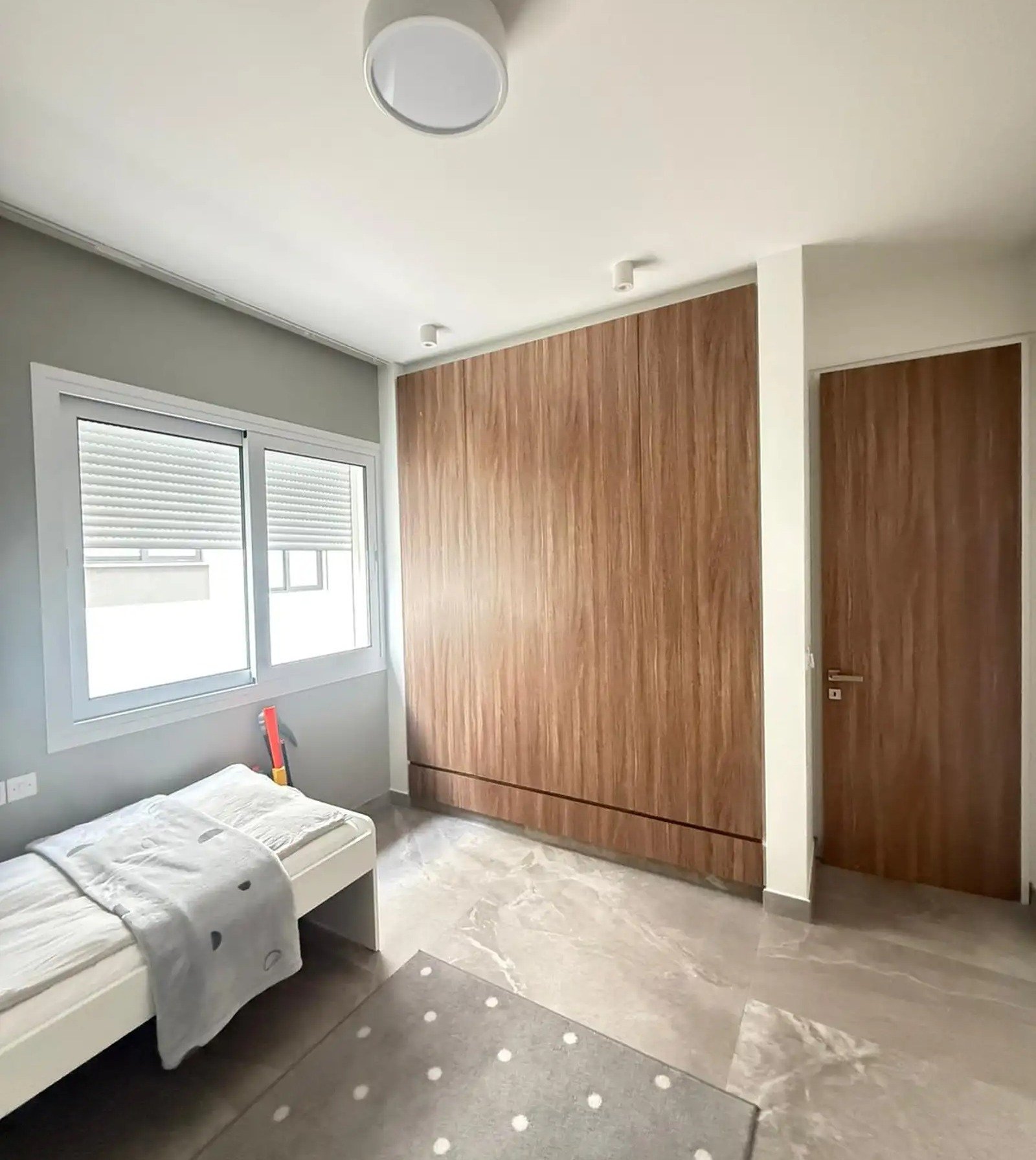 Modern 2-Bedroom Apartment in Neapolis, Limassol