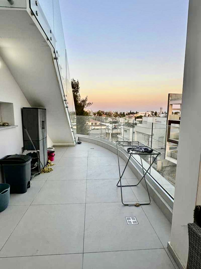 3-bed penthouse with balcony and covered parking in Agios Nikolaos photo 16