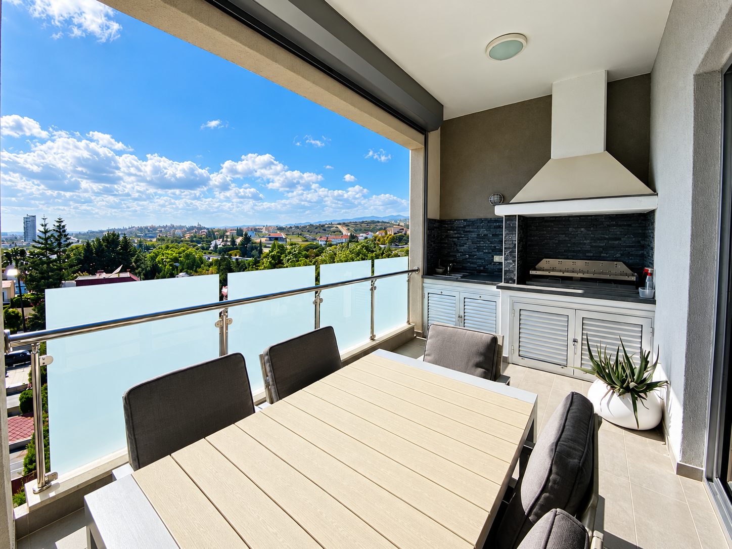 Spacious 4-Bedroom Penthouse in Agios Tychon, Limassol