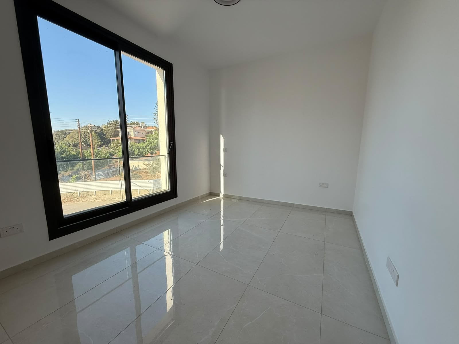 3-bed villa with pool and garden in Chlorakas, Paphos photo 10