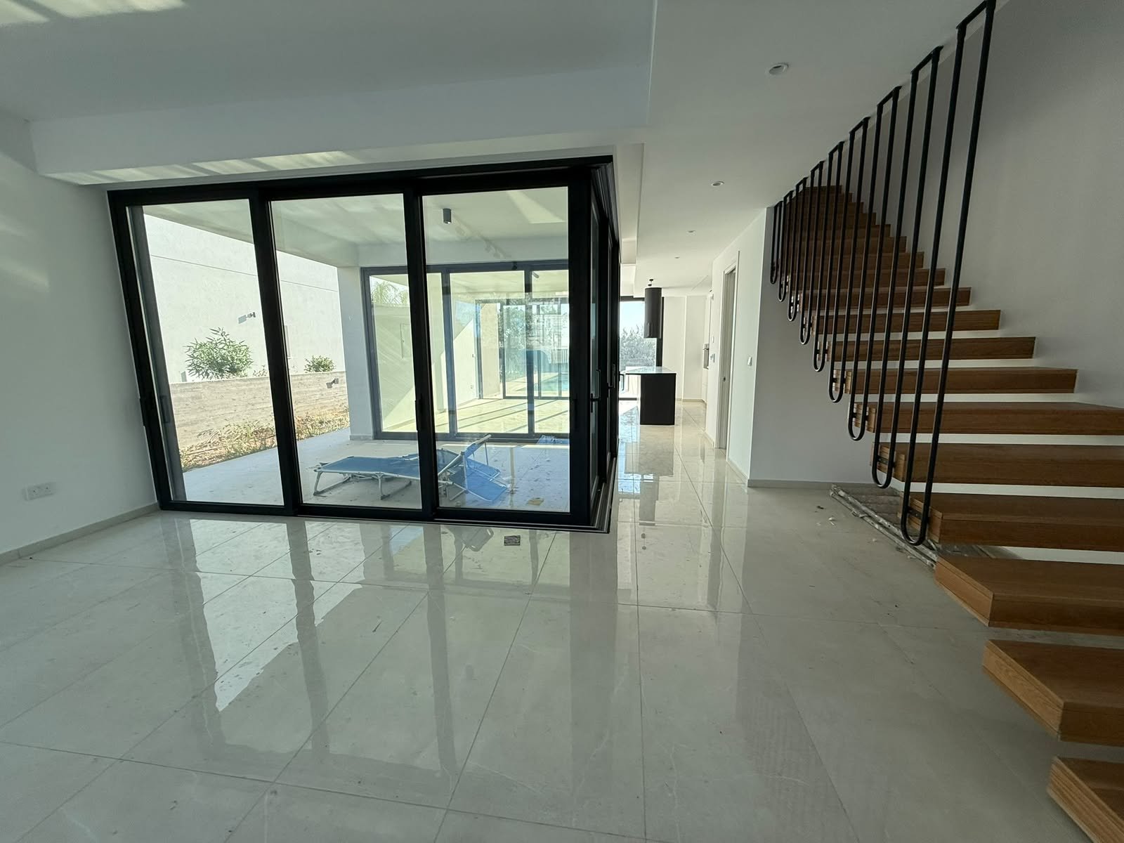 3-bed villa with pool and garden in Chlorakas, Paphos photo 19