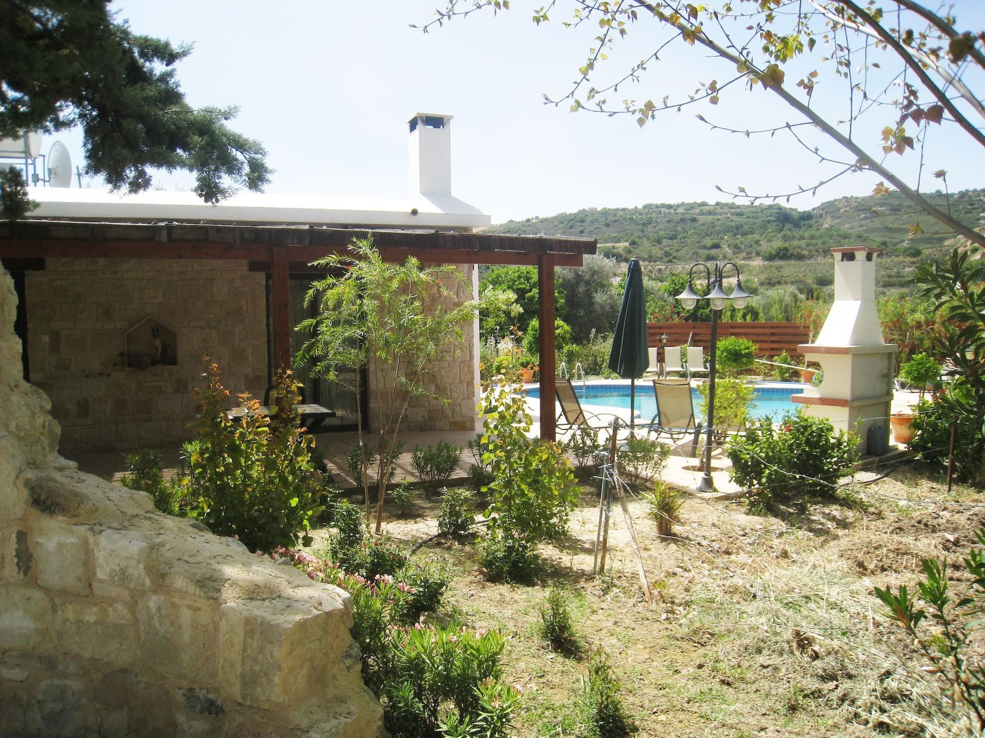 Modern 4-Bedroom House in Goudi, Paphos
