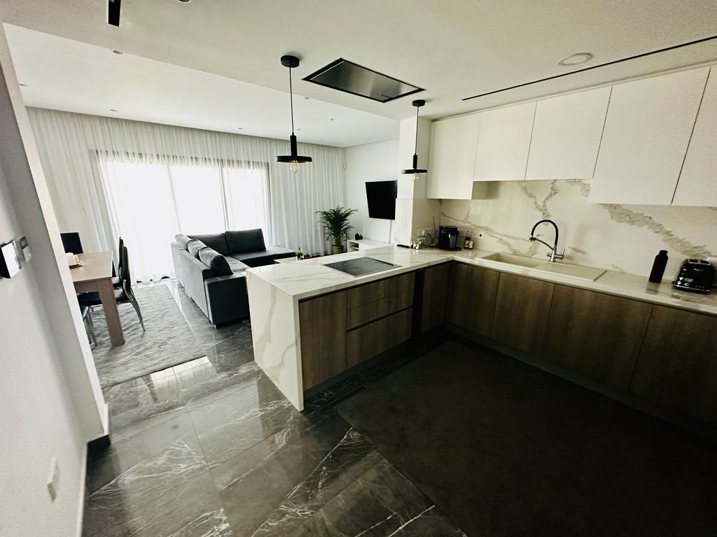 3-bed penthouse with private roof spa in Agios Nektarios photo 12