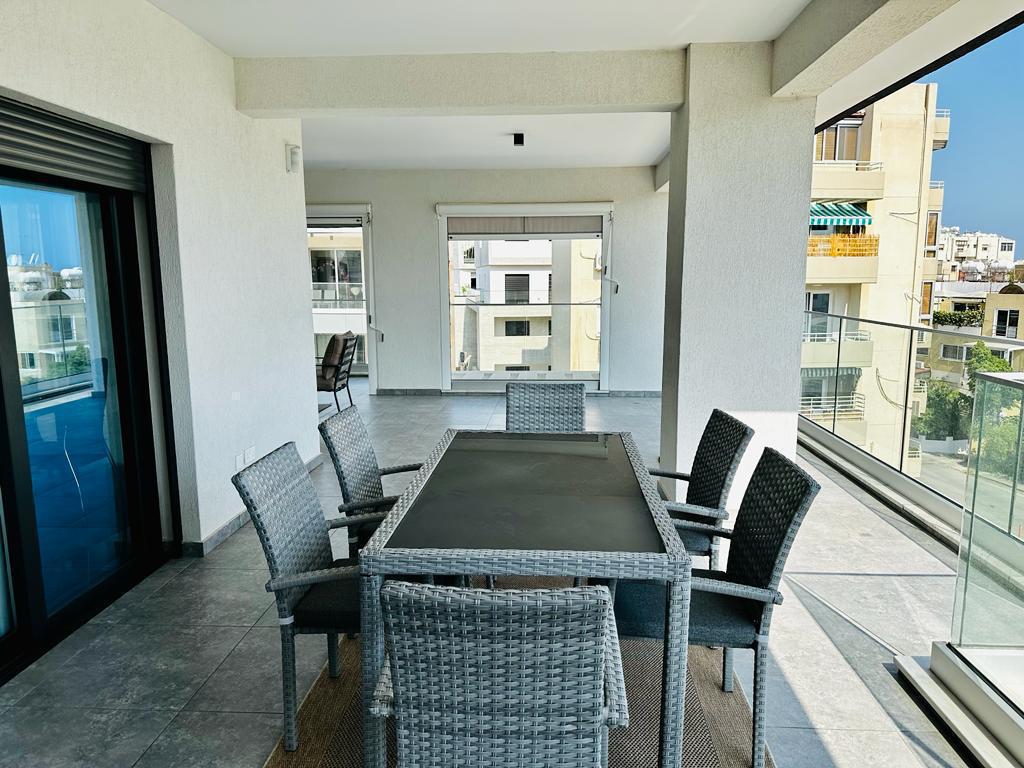 3-bed penthouse with private roof spa in Agios Nektarios photo 20
