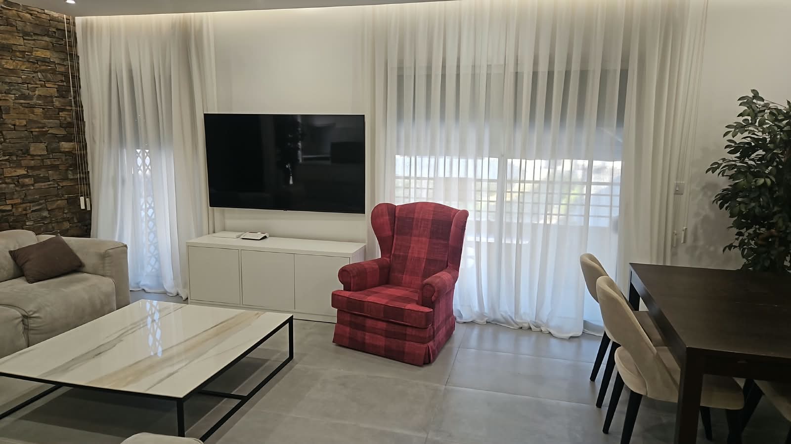 3 Bedroom Apartment Ayios Athanasios