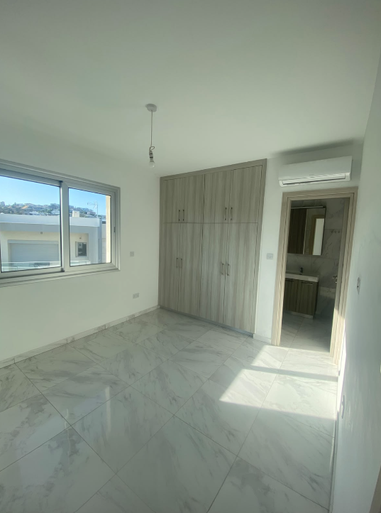 Modern 2-bedroom apartment in Agios Athanasios, Limassol photo 8