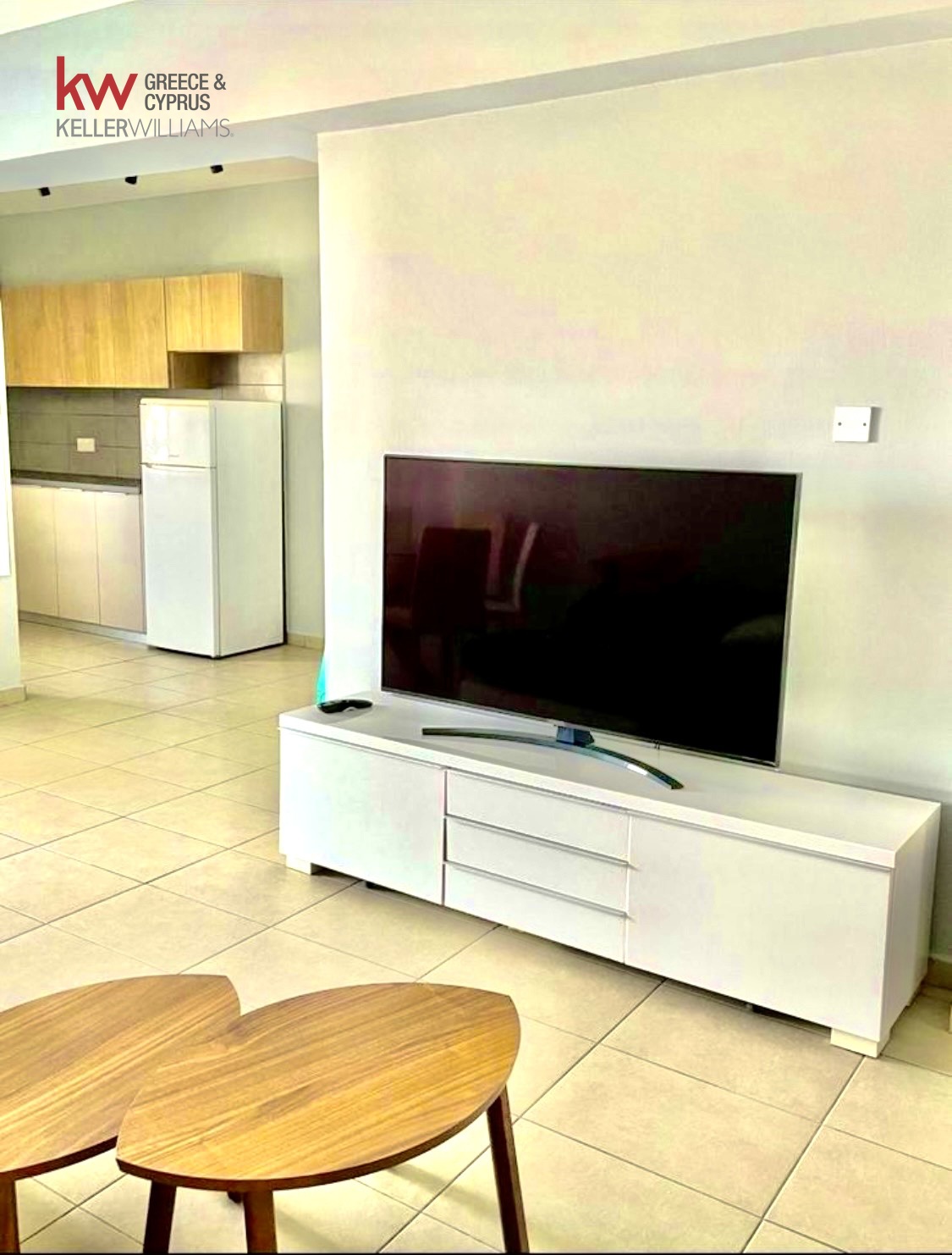 2-bed furnished apartment in central Skala, Larnaca photo 7