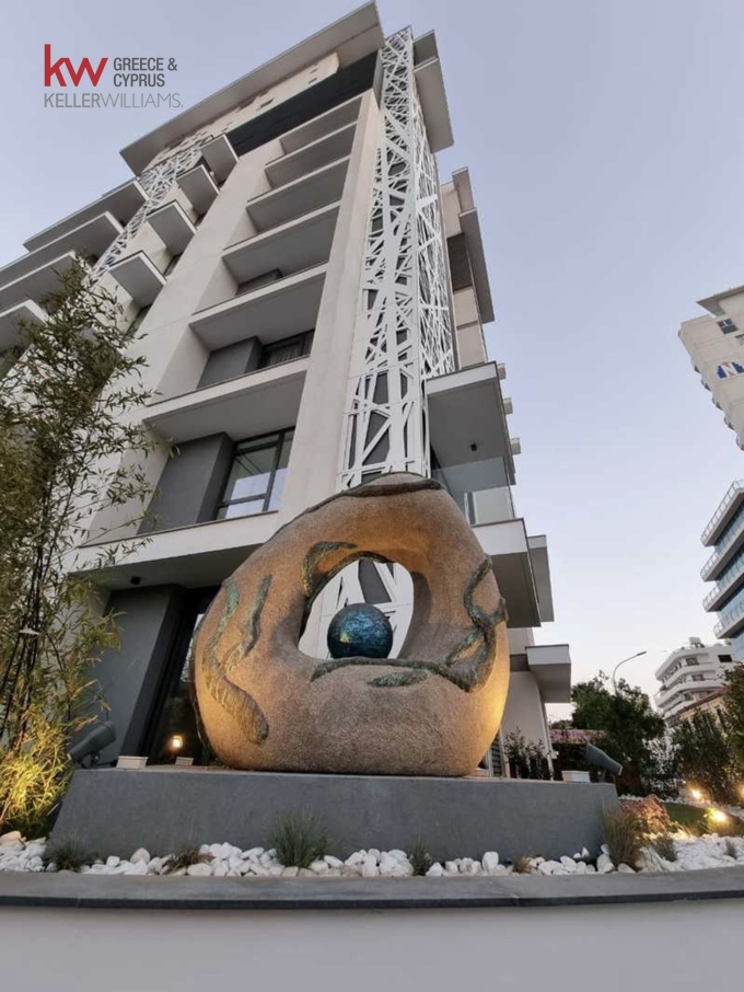 2-bed apartment in GAIA building, Finikoudes, Larnaca photo 12