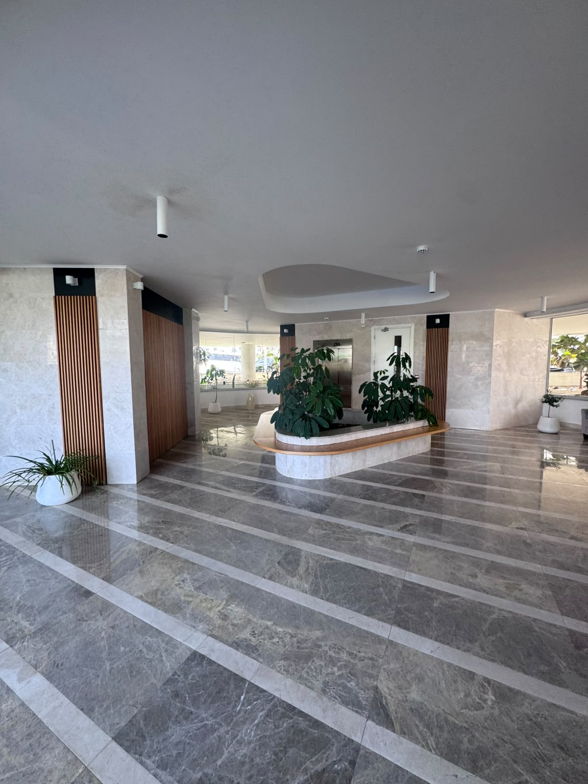 Modern 2 bedroom Apartment in Larnaca