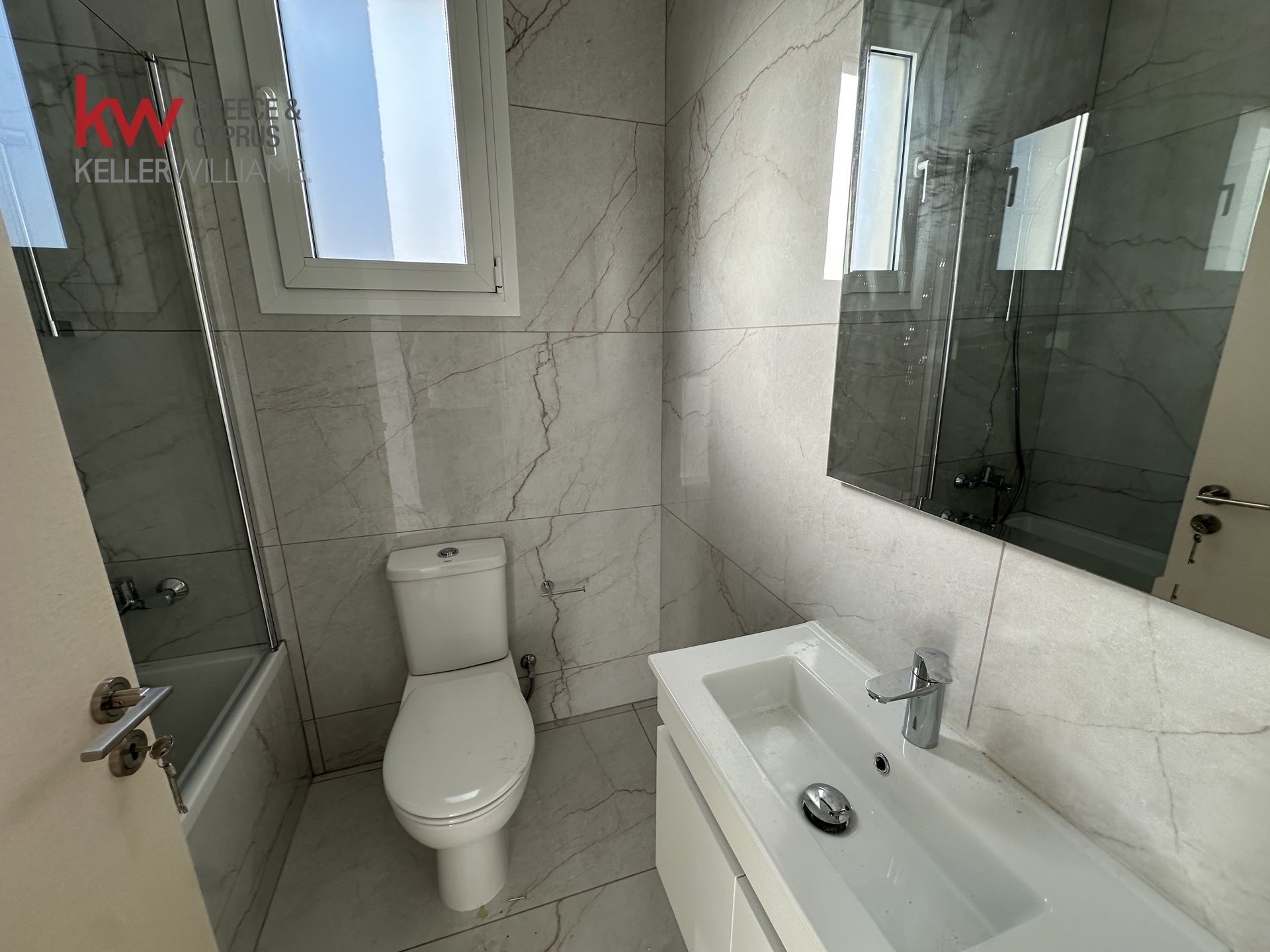 2-bed brand new apartment for rent in Faneromeni, Larnaca photo 5