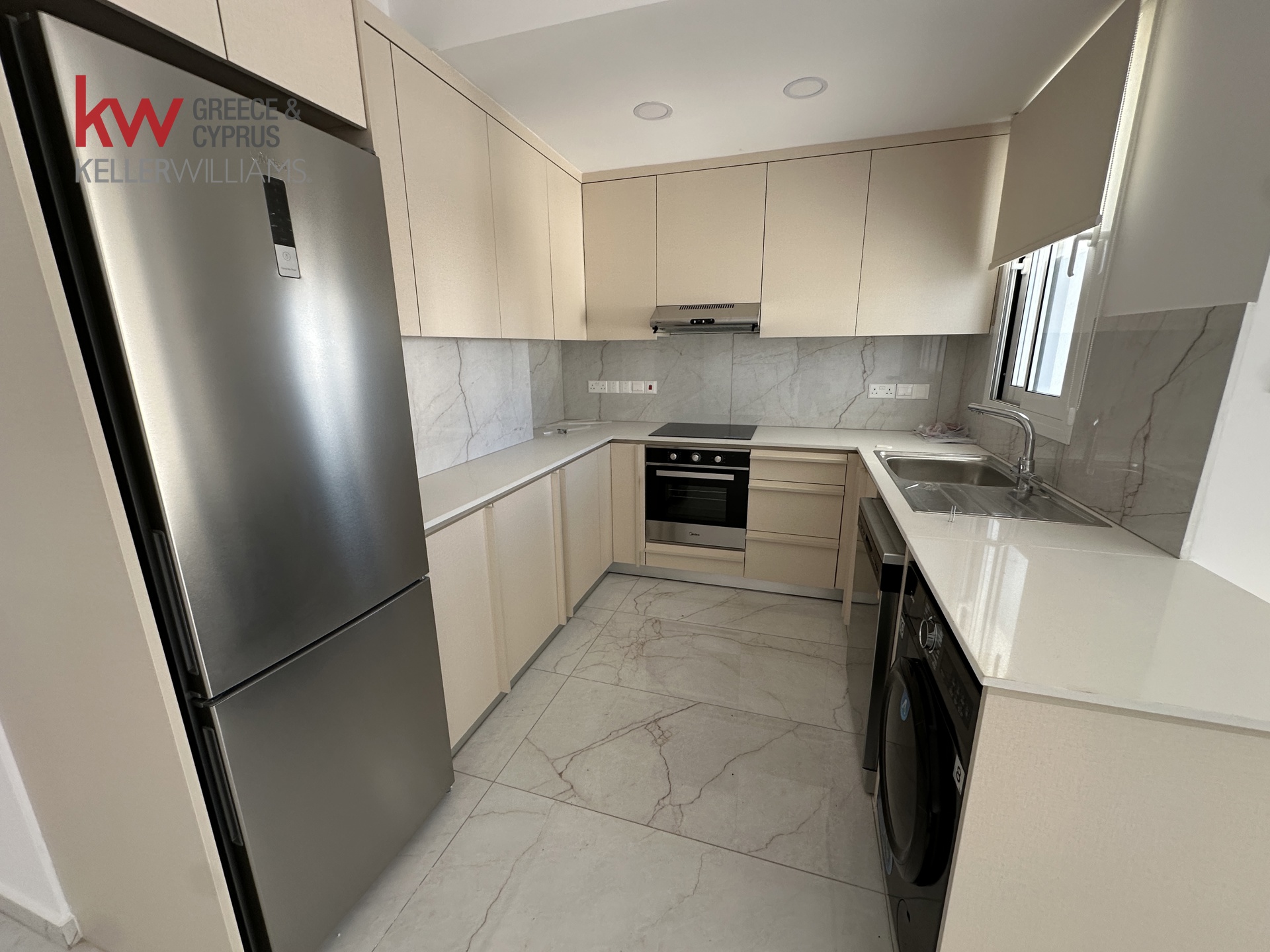 2-bed brand new apartment for rent in Faneromeni, Larnaca photo 3