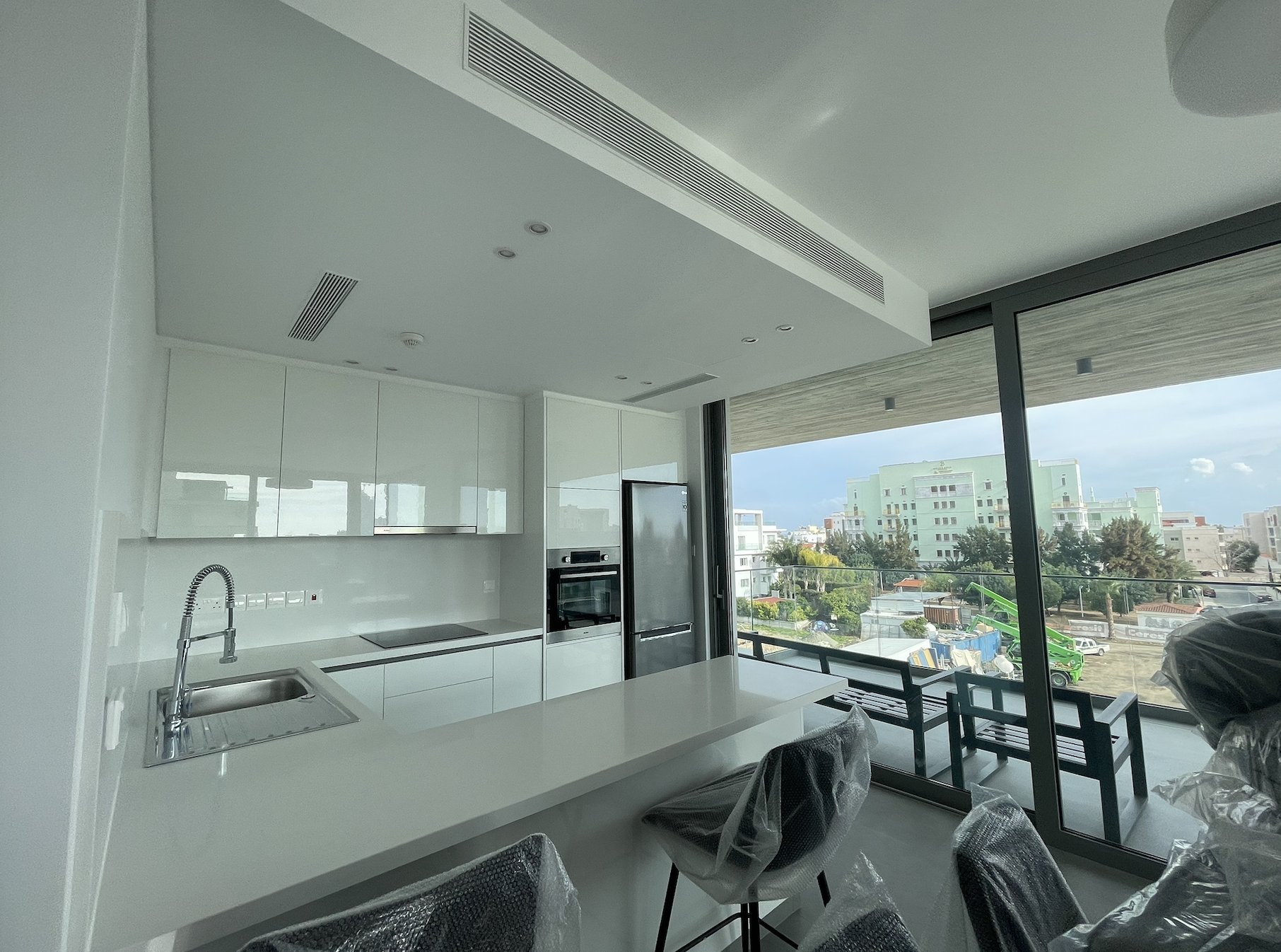 Modern 2-Bedroom Apartment in Germasogeia Tourist Area, Limassol