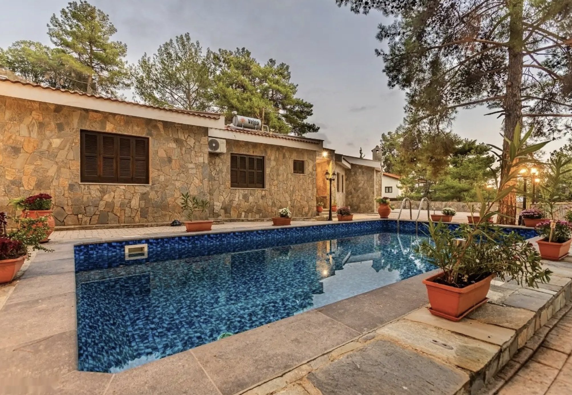 Spacious 4-Bedroom Villa in Platres Pano, Limassol