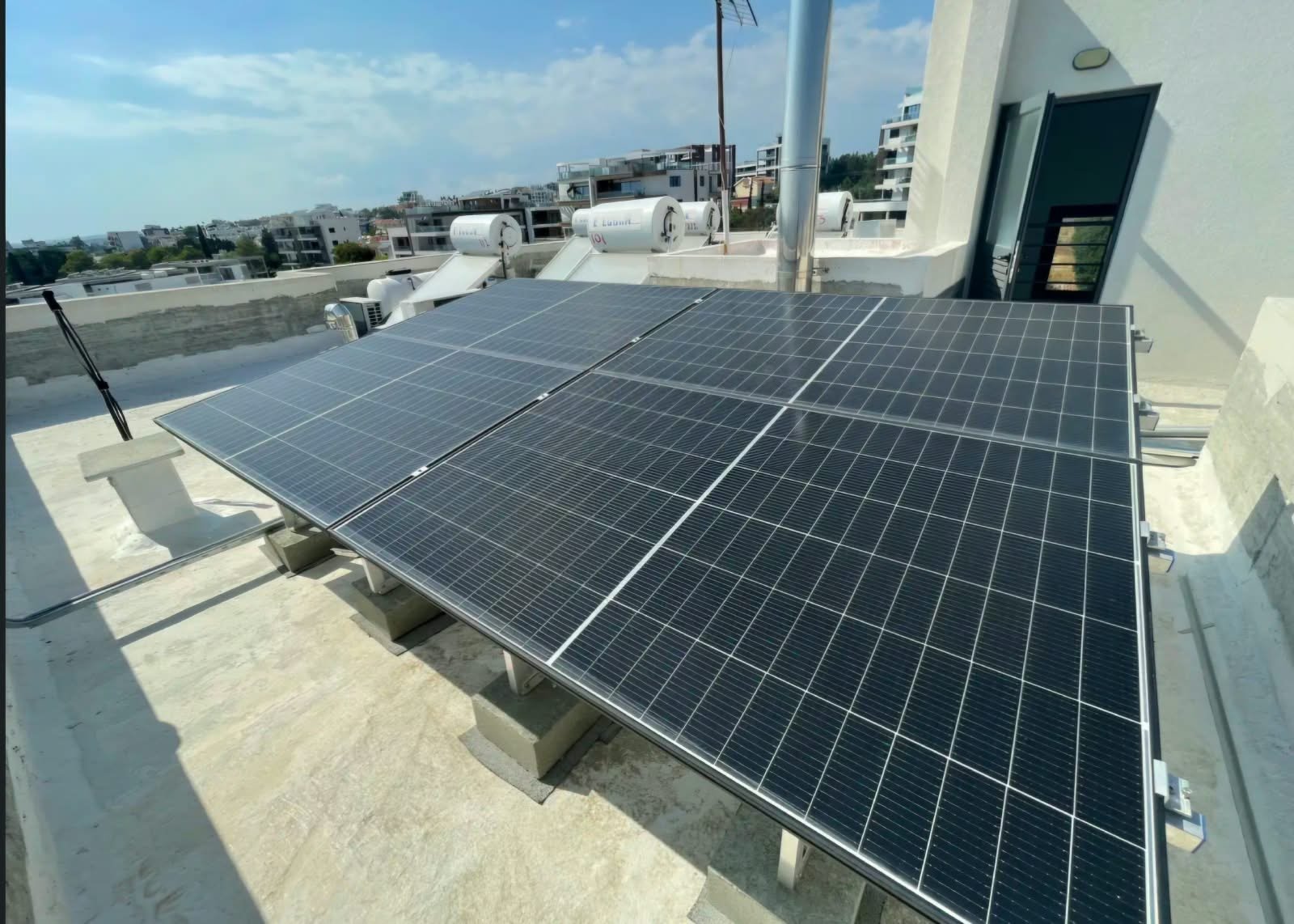 Modern 2-bedroom apartment in Panthea, Limassol photo 2