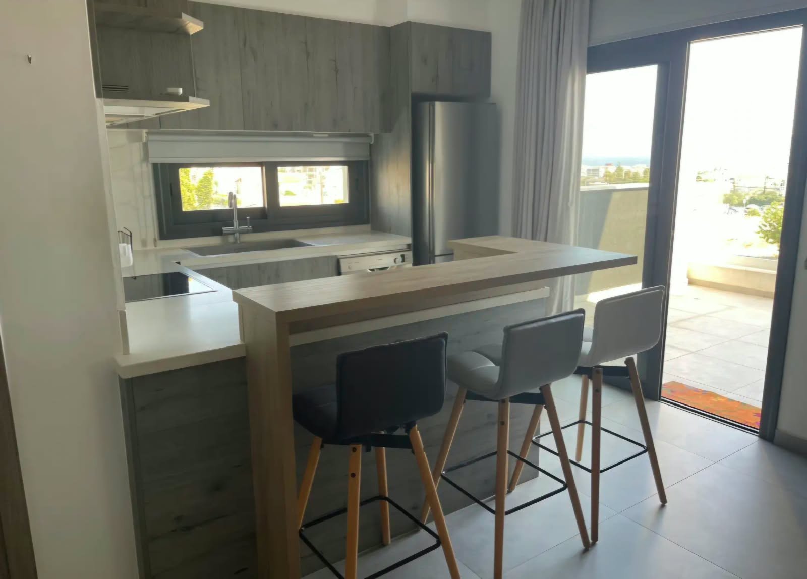 Modern 2-bedroom apartment in Panthea, Limassol photo 19