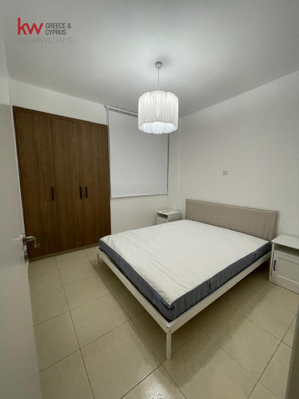 2-bed seafront apartment in Larnaca with covered parking photo 5