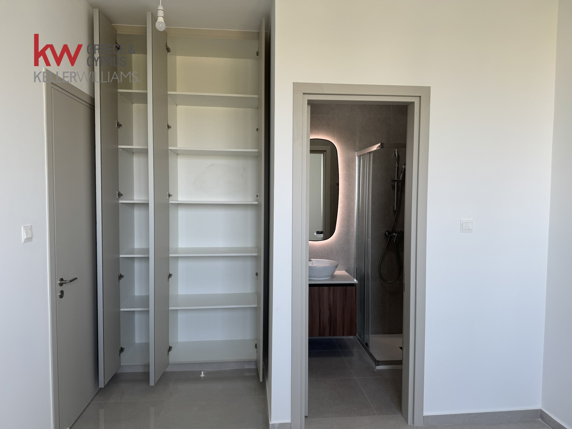 2-bed brand-new apartment with veranda in Krasas, Aradipou photo 19