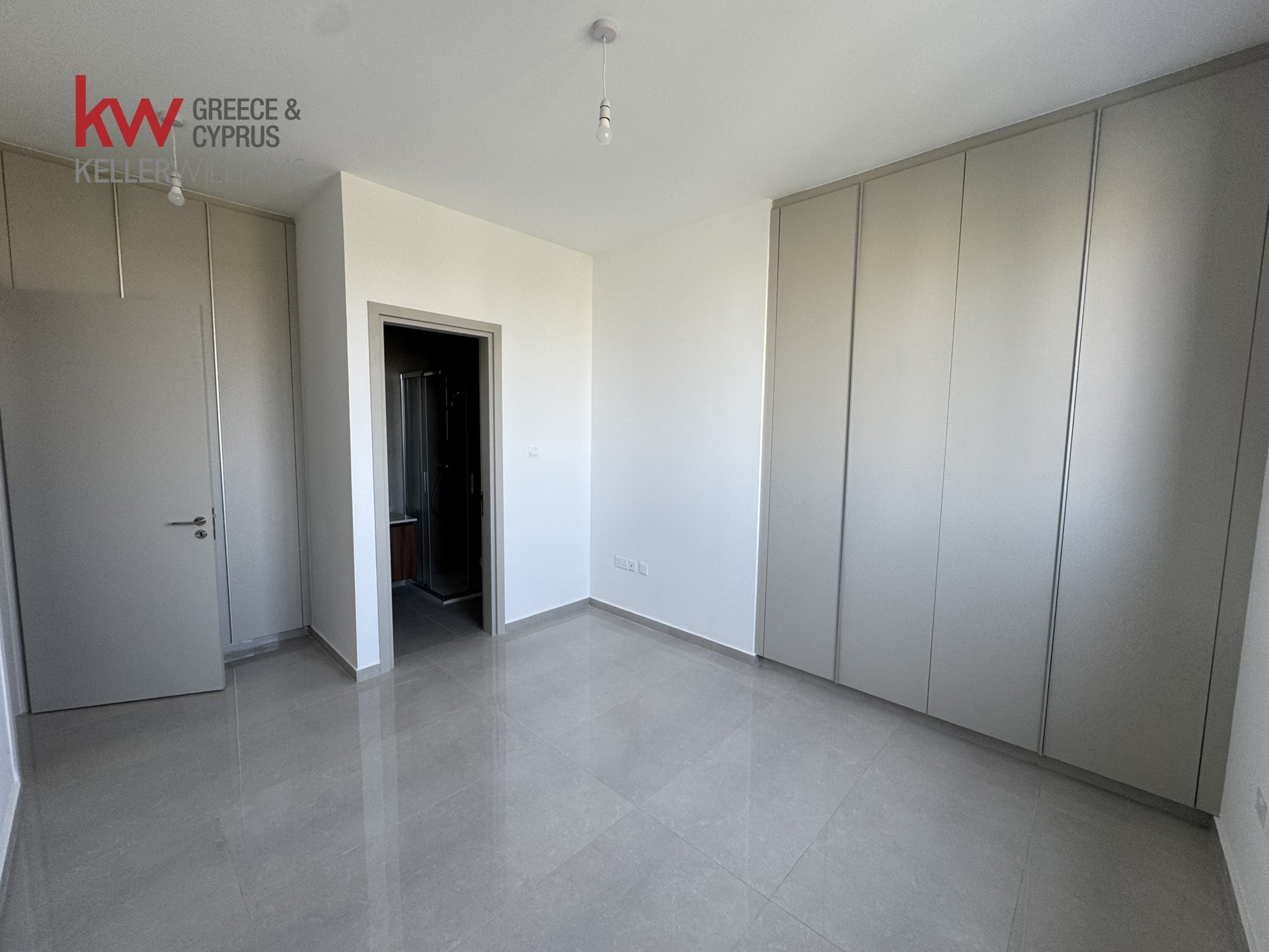 2-bed brand-new apartment with veranda in Krasas, Aradipou photo 18
