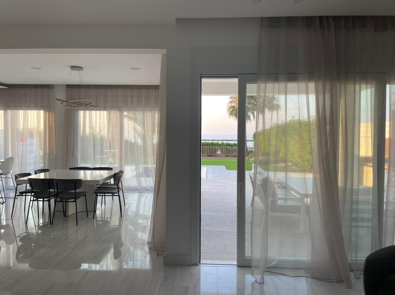 4-bedroom beachfront villa with pool in Dekeleia, Larnaca photo 16