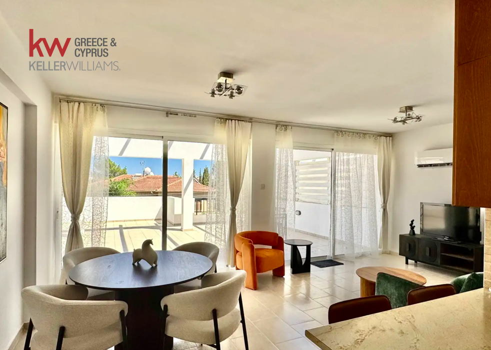 3-bed apartment with balcony and covered parking in Livadia photo 4