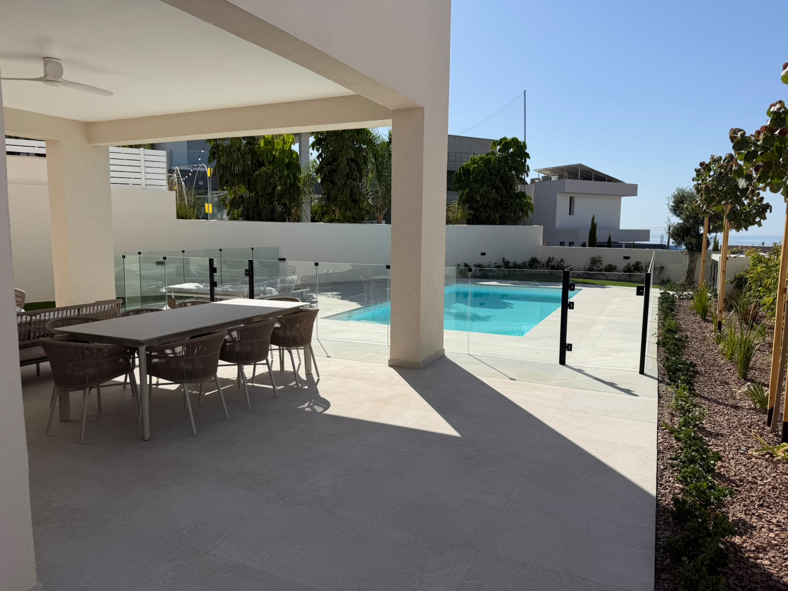 5-bedroom villa to rent