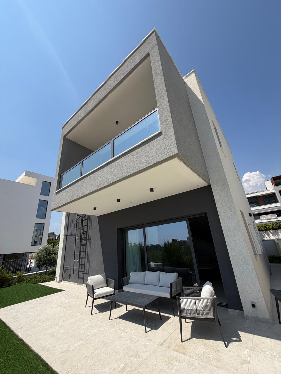 2 bedroom detached house in Agios Tychonas
