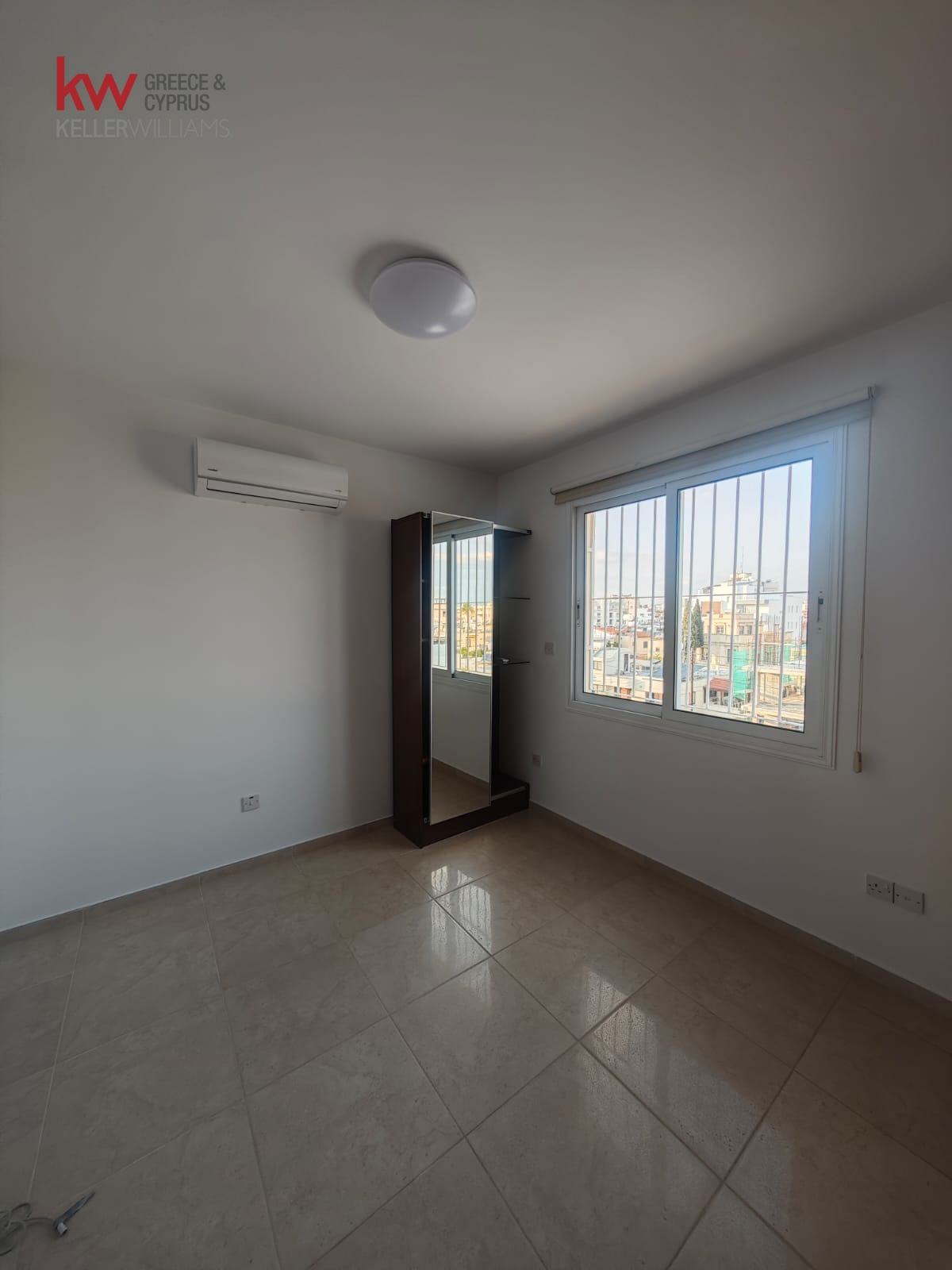 2-bed modern apartment with balcony in Drosia, Larnaca photo 6