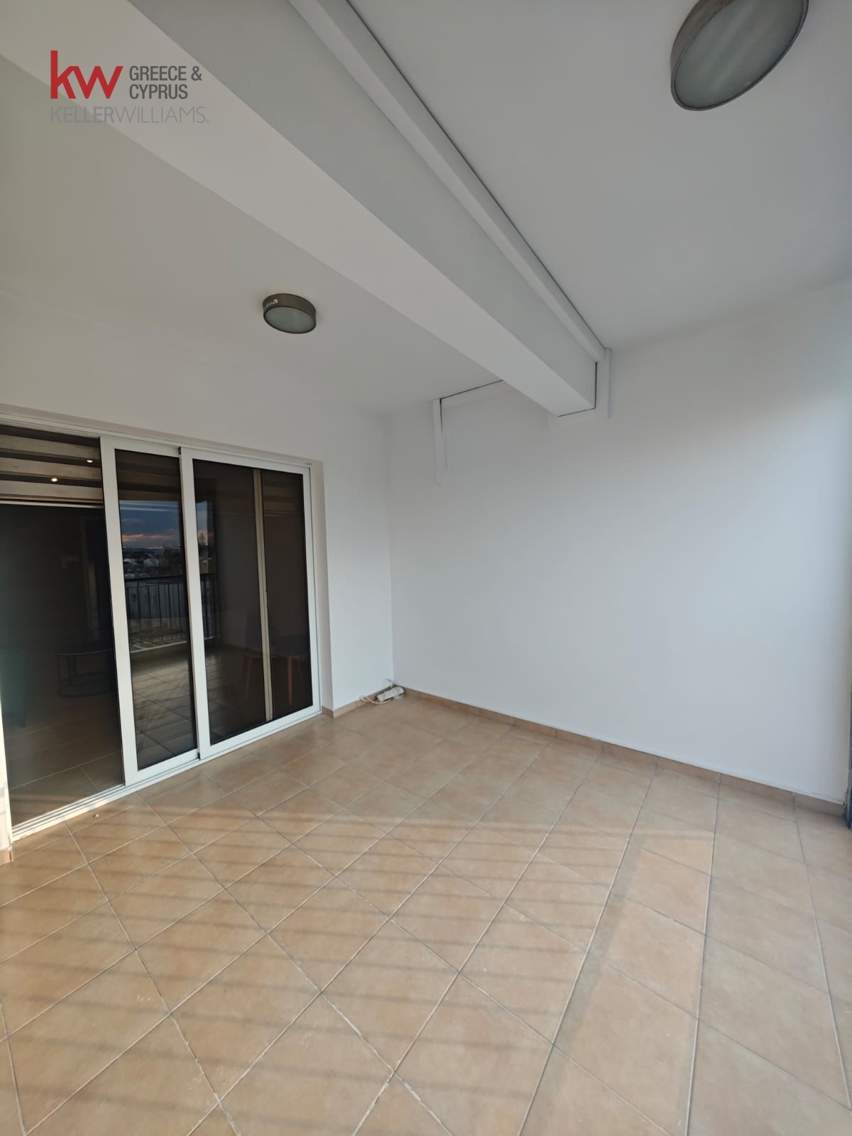 2-bed modern apartment with balcony in Drosia, Larnaca photo 11