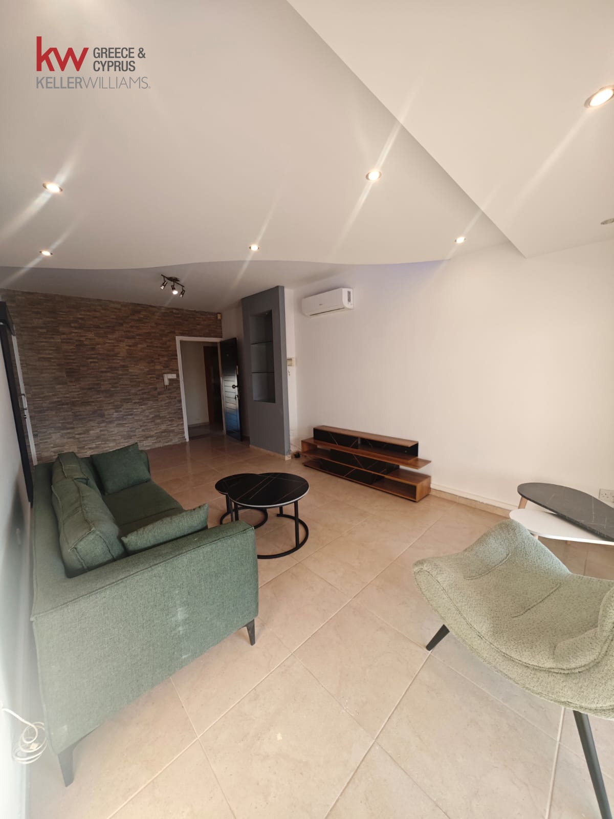 2-bed modern apartment with balcony in Drosia, Larnaca photo 12