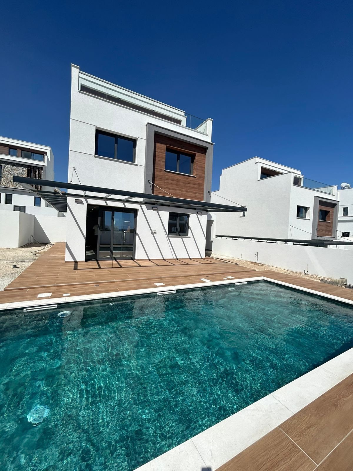 Spacious 4-Bedroom House in Agios Tychon, Limassol