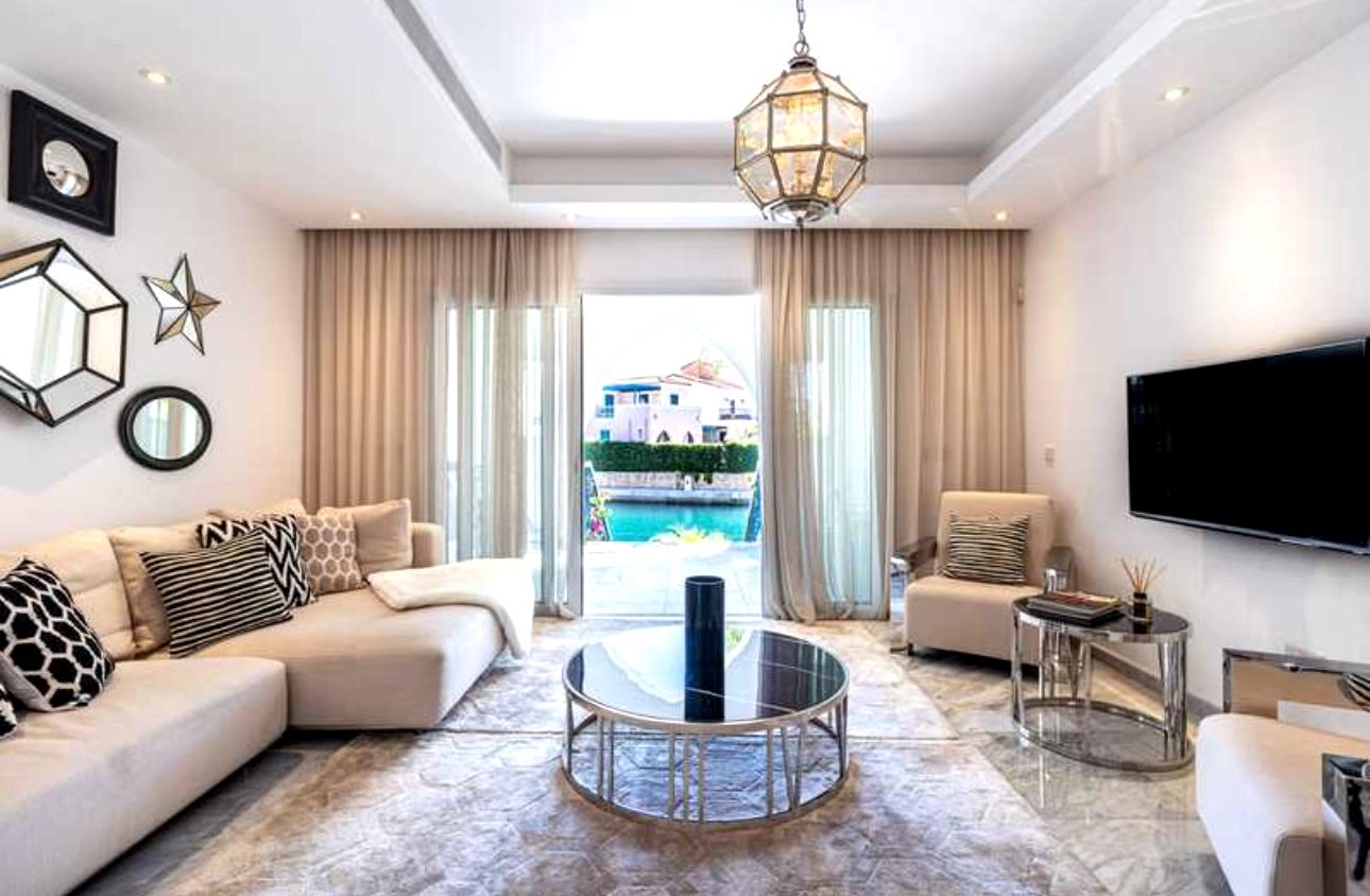 Spacious 3-Bedroom House in Limassol Marina, Limassol