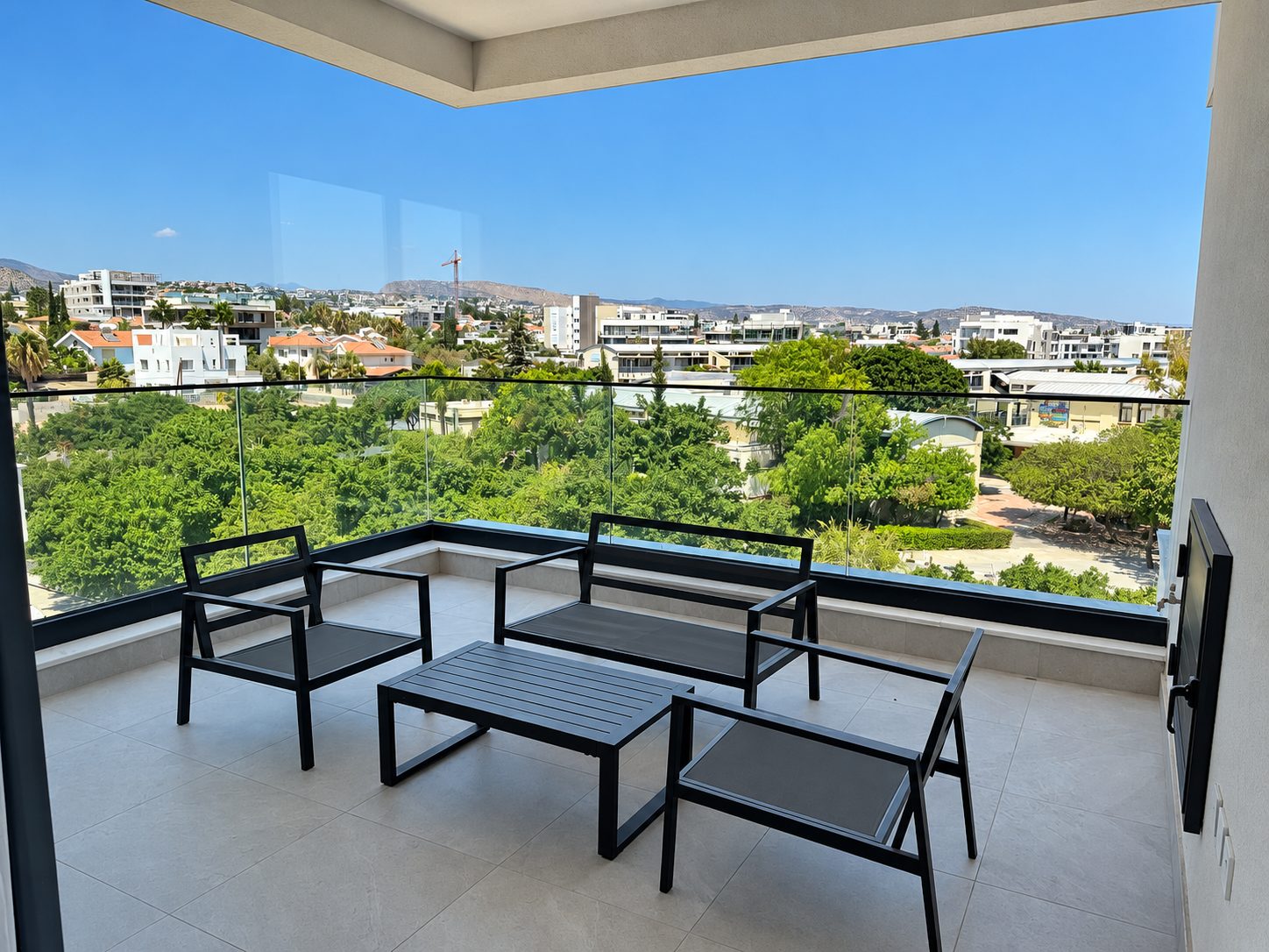 Modern 2-Bedroom Apartment in Agios Athanasios, Limassol