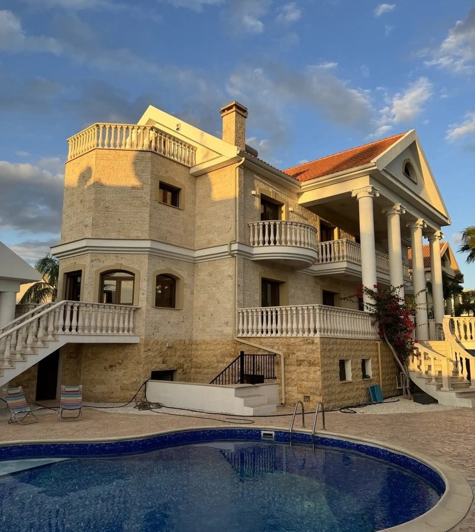 Spacious 6-Bedroom Villa in Parekklisia Tourist Area, Limassol