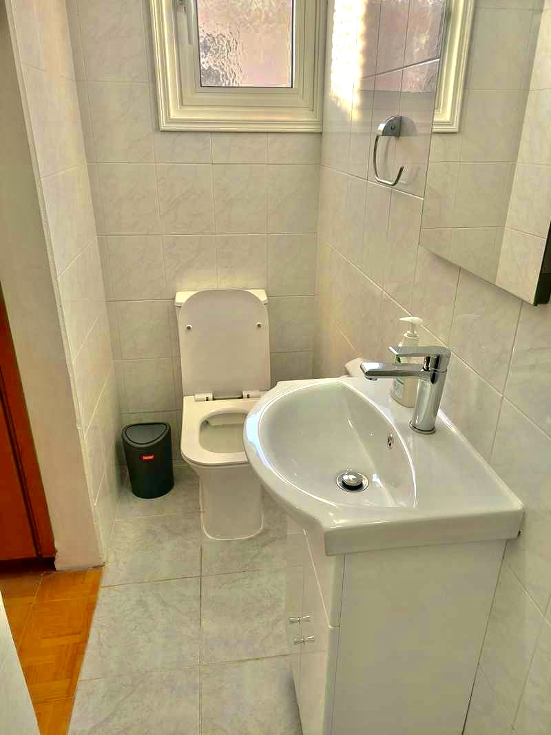 2-bed furnished apartment near the sea in Dekelia photo 7