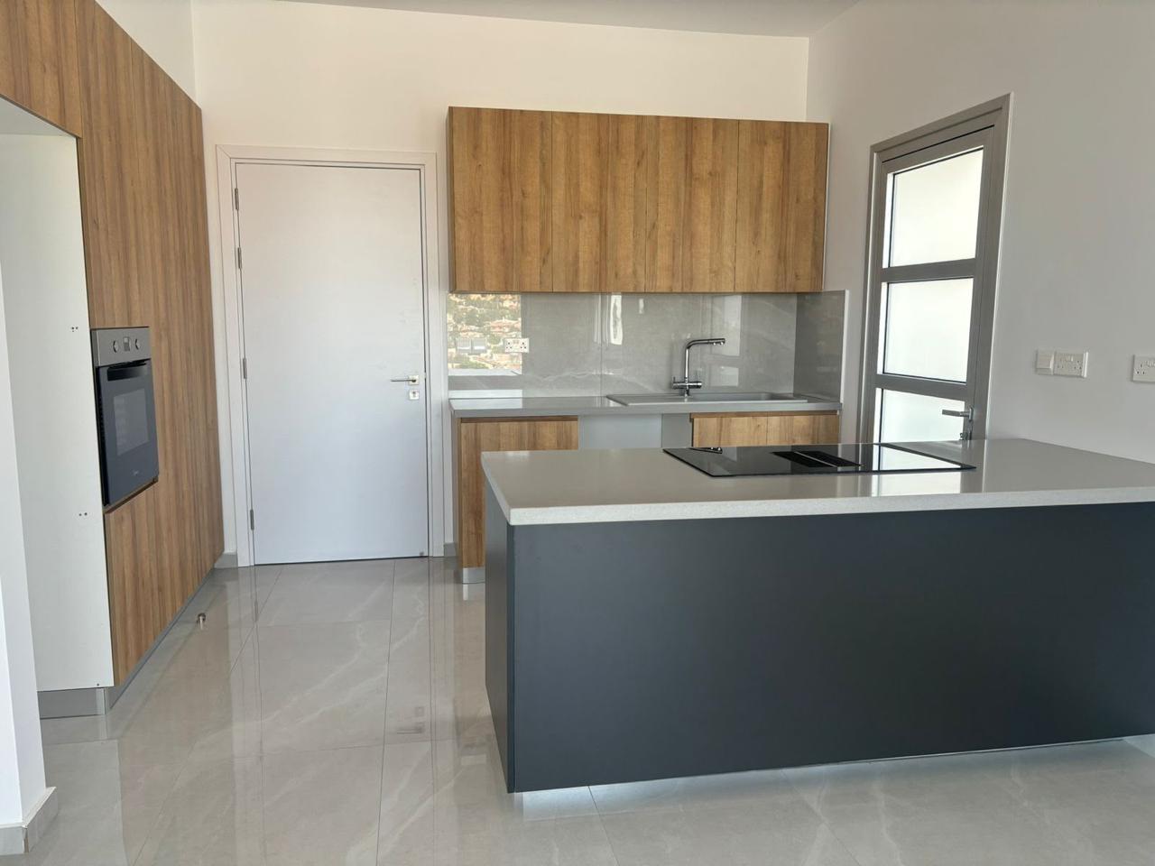 2-bed furnished apartment for rent in Kato Polemidia photo 2