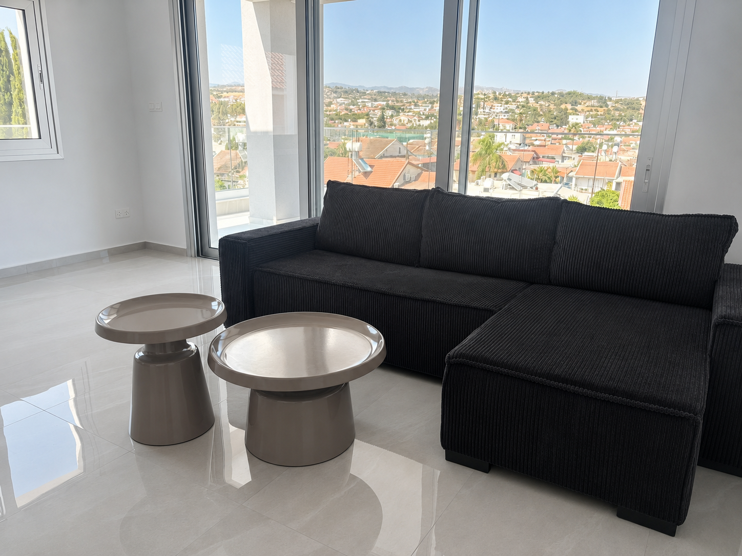 2-bed furnished apartment for rent in Kato Polemidia photo 8